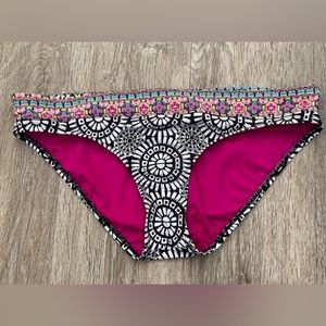 Title Nine Bikini Bottoms size L